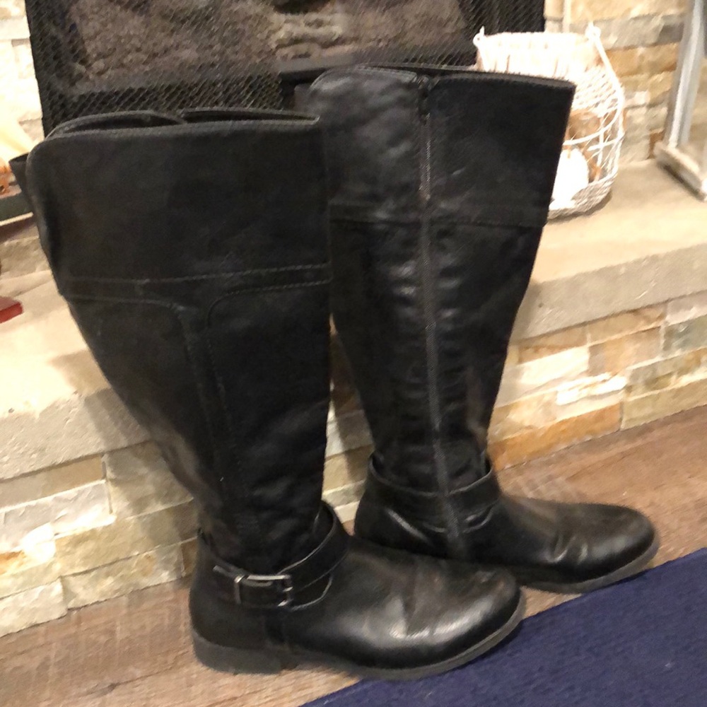 Croft & barrow women’s knee boots. Black size 8